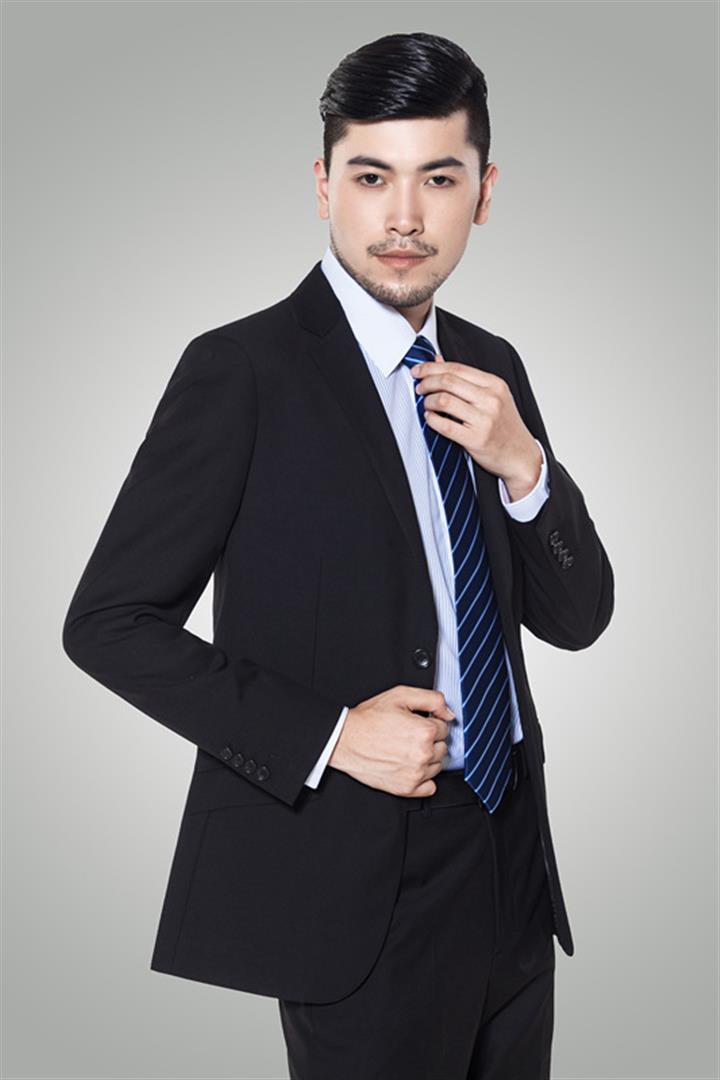 桂小均 灯光与摄影艺术负责人